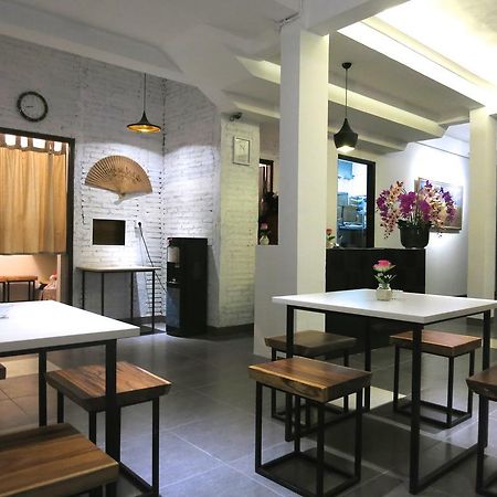 Hart Hotel Arjuna Mataram Buitenkant foto
